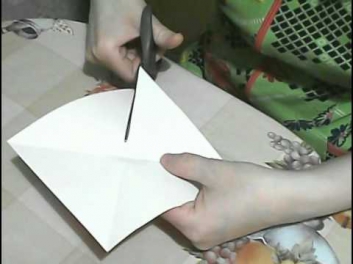 Как сделать вертушку из бумаги за 3 минуты