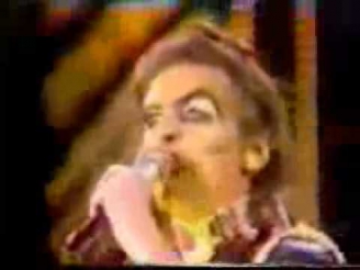 Alice Cooper - Who Do You Think We Are Live 1981